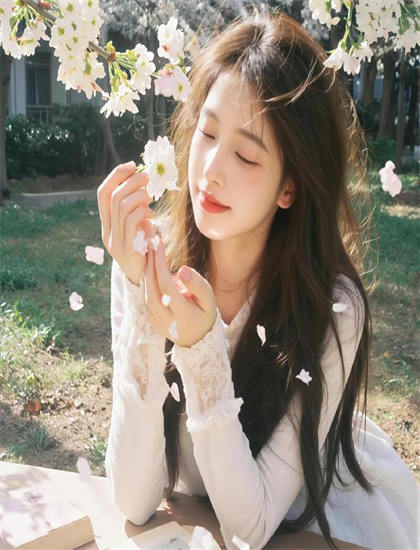 探索这个傻瓜 第二季的奥秘：隐藏细节与深层意义